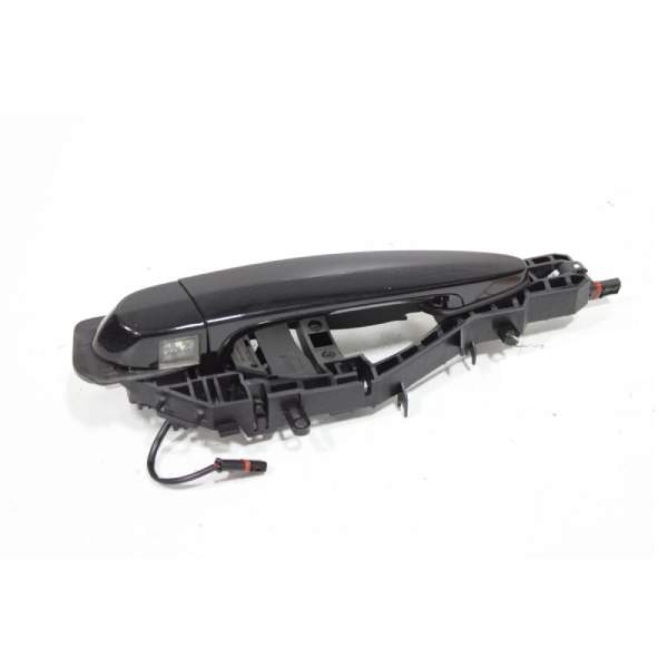 تصویر محصول دستگیره درب بیرونی جلو راست بی ام و سری 4 کوپه 428i سال 2015